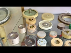 Condensatore in ceramica a linea diretta da 24 kV a 150 pF utilizzato in isolatore a canna ceramica